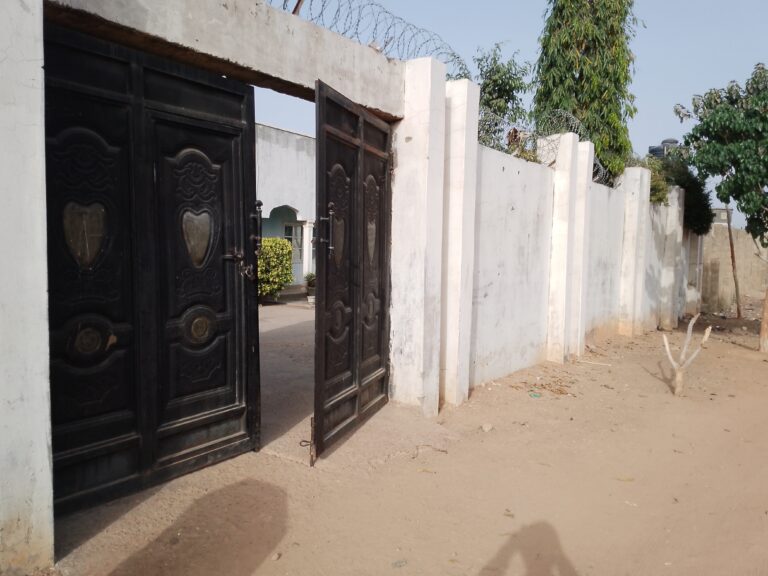 PUN20022501 (FOR SALE) 4-Bedroom Family Home in Dutsin Safe Lowcost, Katsina